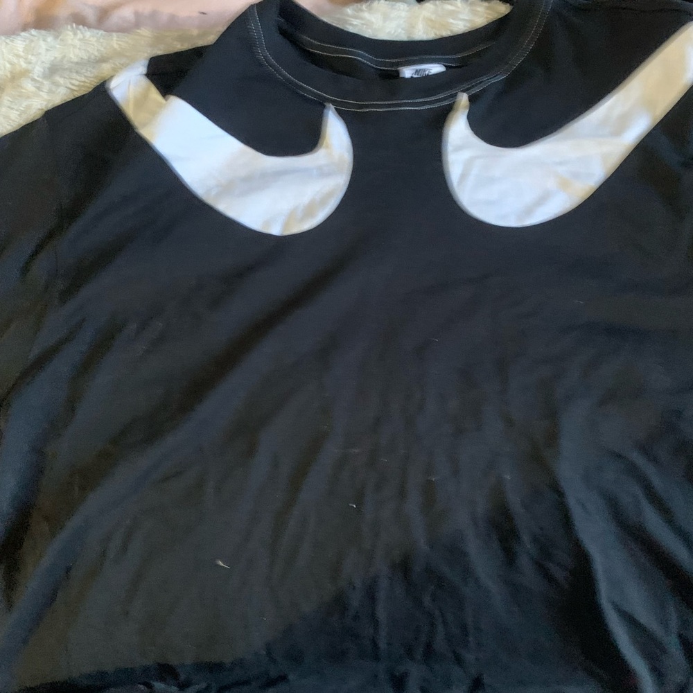 Black and White Graphic Sweatshirt